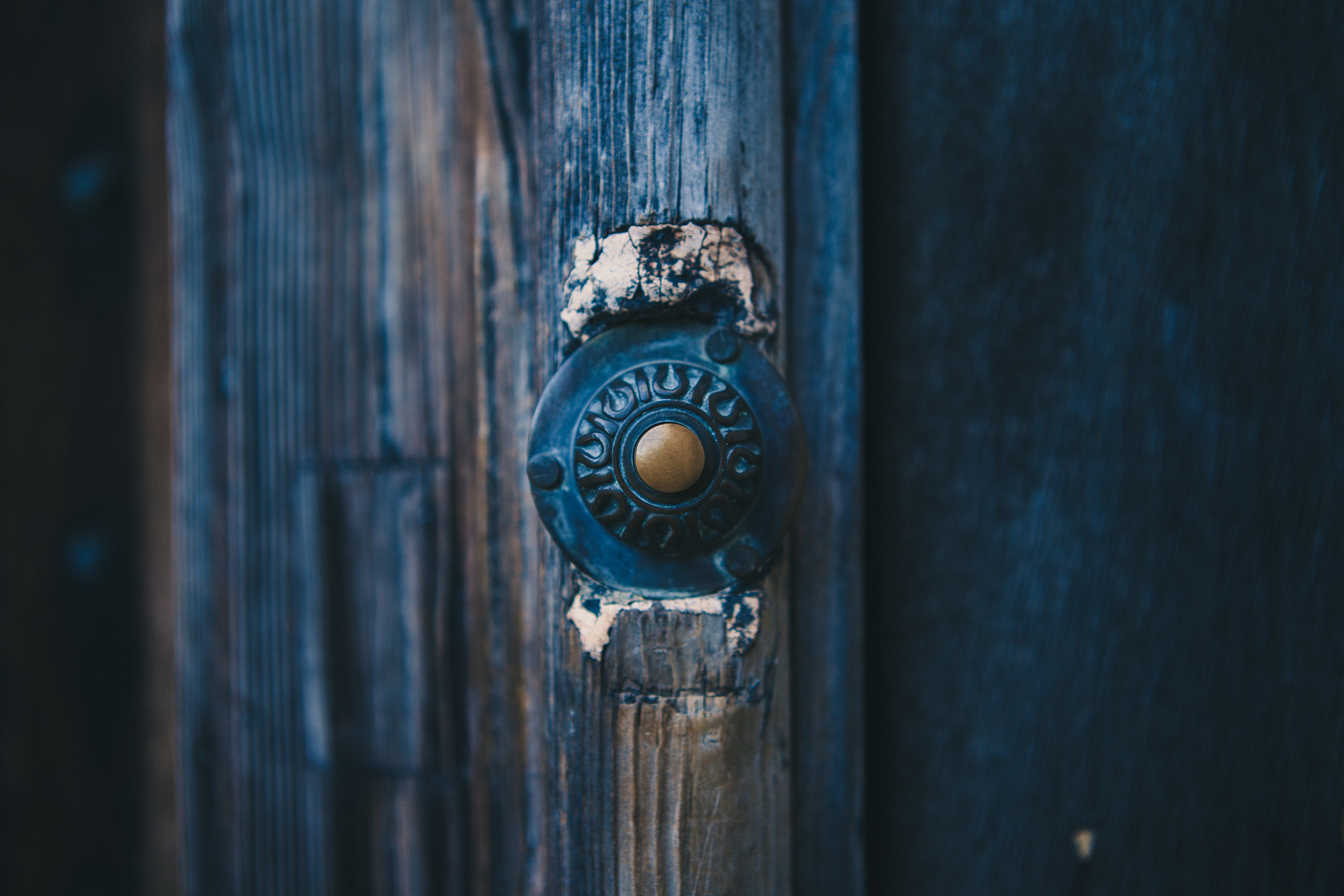 door wooden bell old